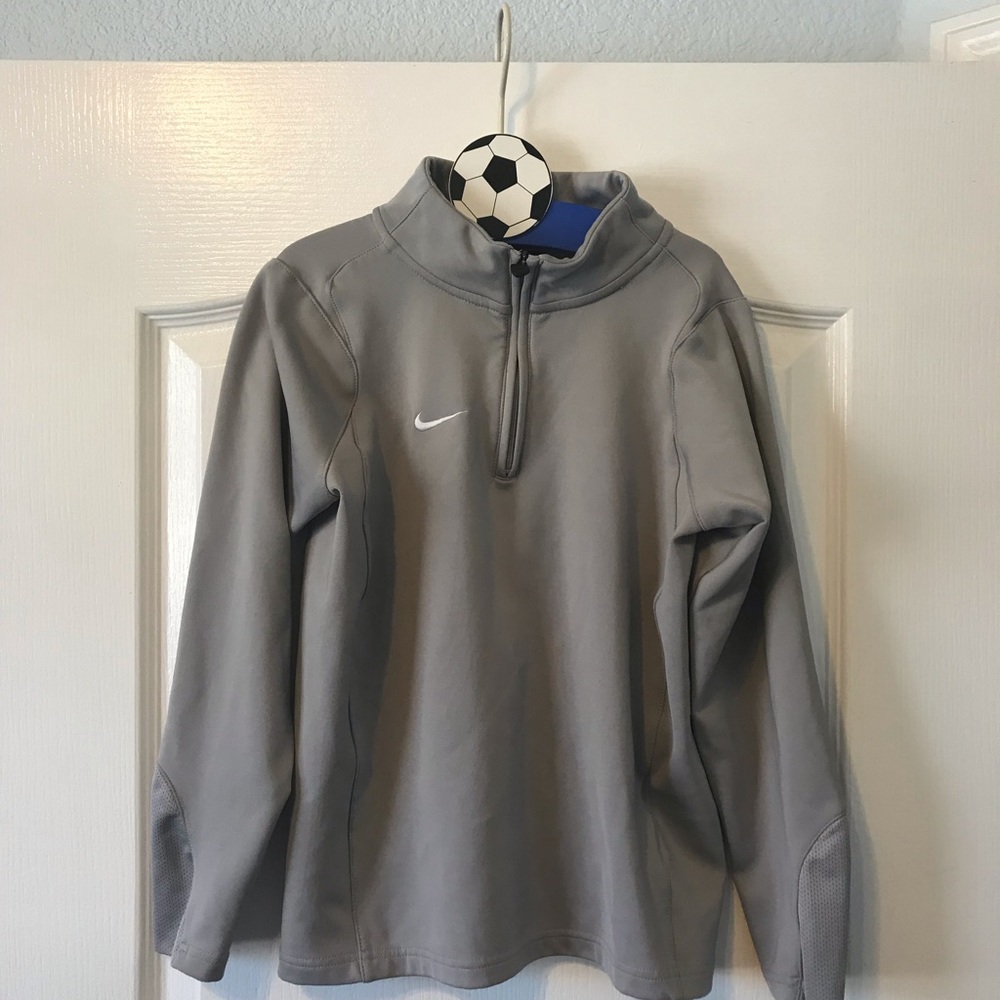 Nike Pull Over Jacket /Sweatshirt (kids)